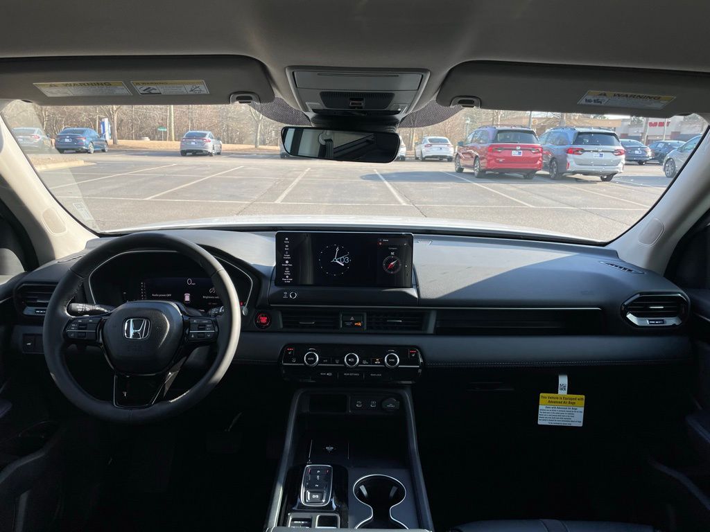 Thumbnail: 2026 Honda Pilot - 10