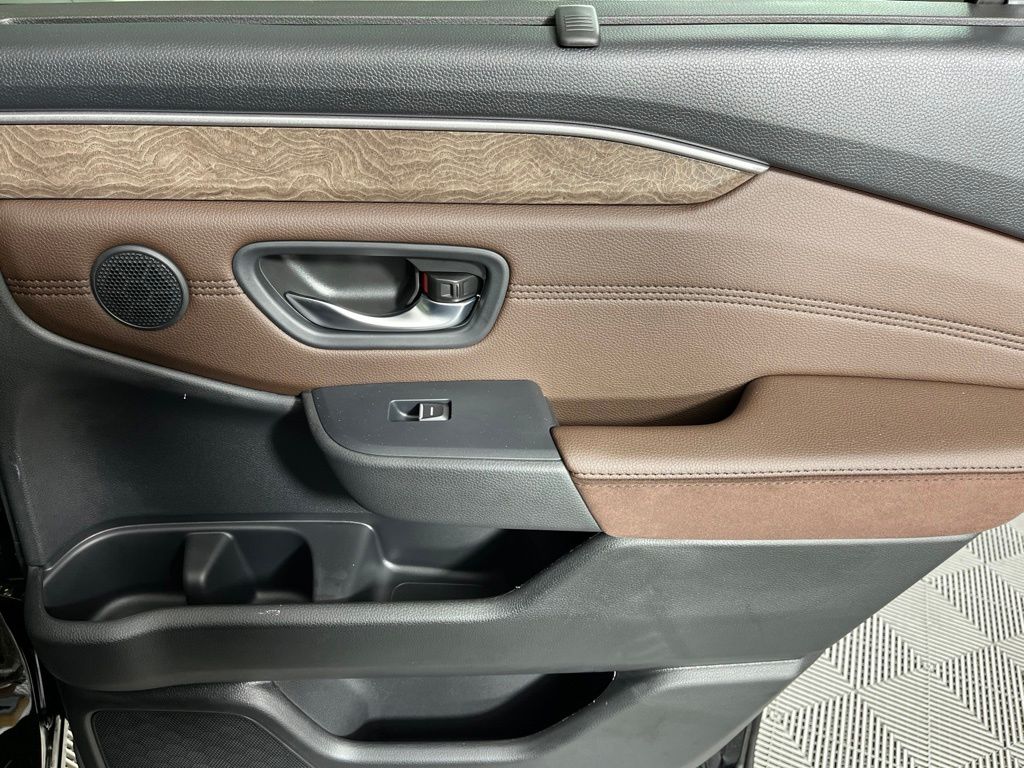 Thumbnail: 2026 Honda Pilot - 16