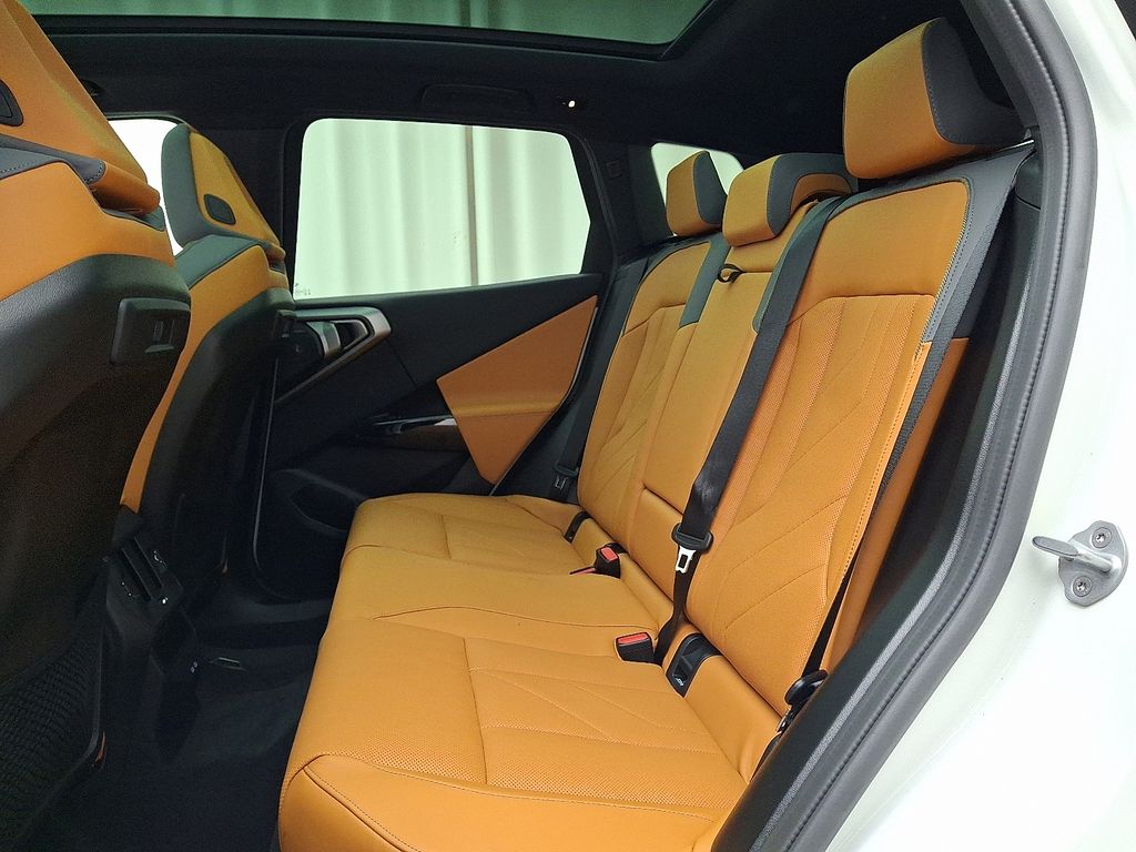 Thumbnail: 2026 BMW X3 - 10