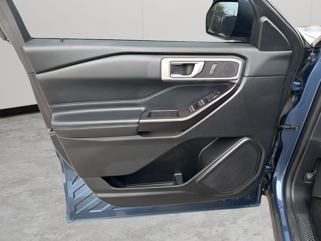 Used Car 2020 Ford Explorer  Xlt For Sale Under $25,000 In Austin, Texas