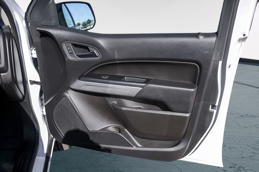 Used Car 2022 Chevrolet Colorado  Lt For Sale Under $30,000 In Austin, Texas