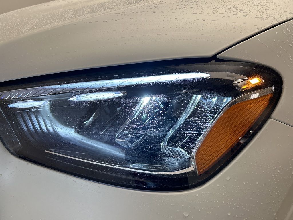 Thumbnail: 2026 Mercedes-Benz GLE - 9