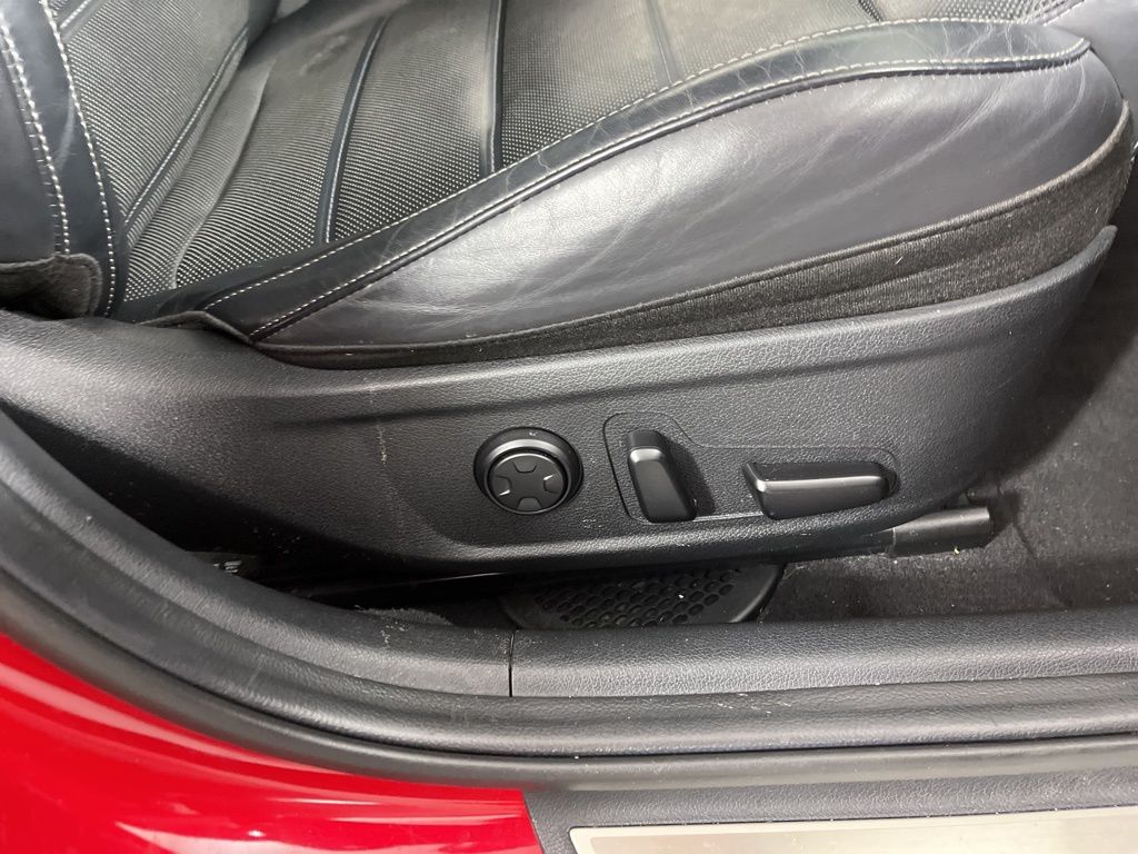 Thumbnail: 2018 Kia Stinger - 8