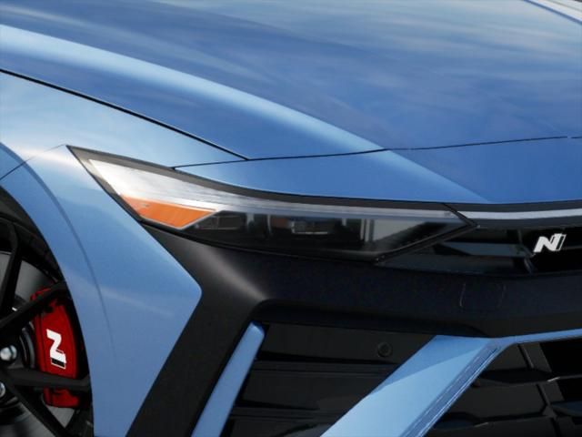 2025 Hyundai Elantra Base 9
