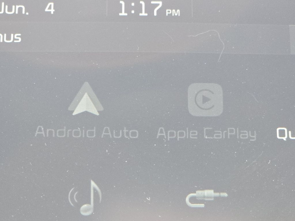 Used 2020 Silver Kia L image 3
