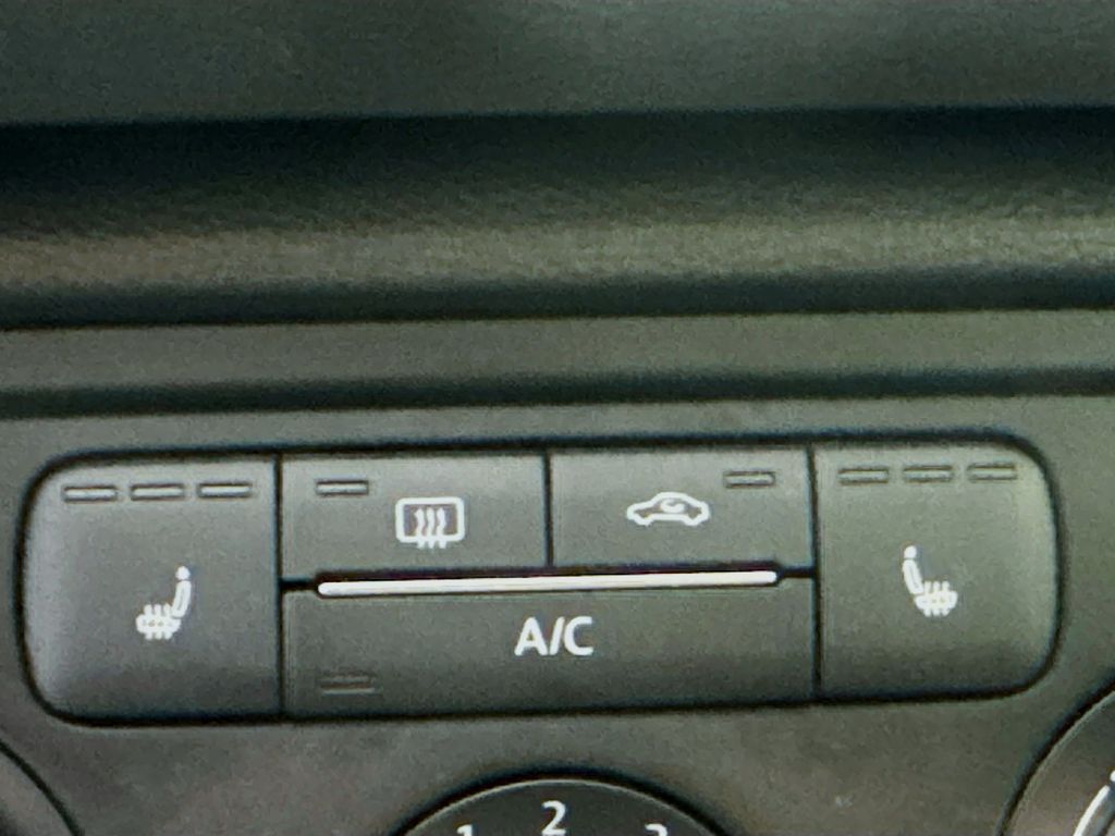 Used Car 2013 Volkswagen Beetle  2.5l For Sale Under $12,000 In Austin, Texas