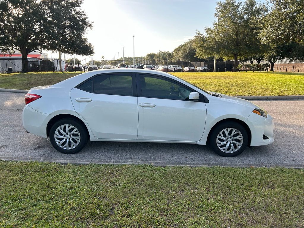 Thumbnail: 2019 Toyota Corolla - 6