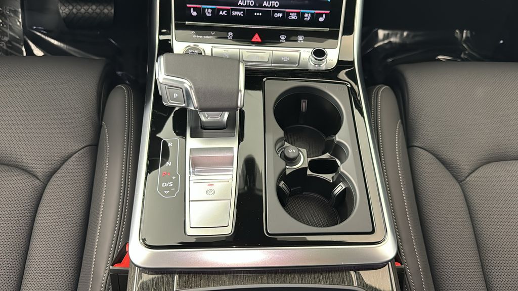 2025 Audi Q7  21