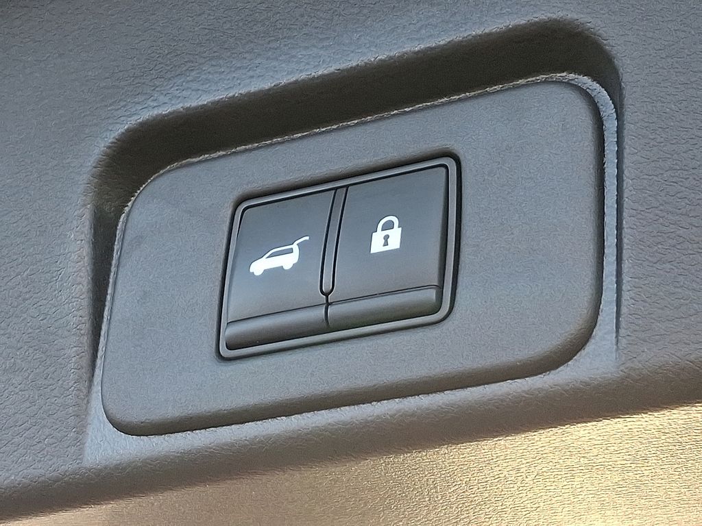 Thumbnail: 2023 Nissan Rogue - 31