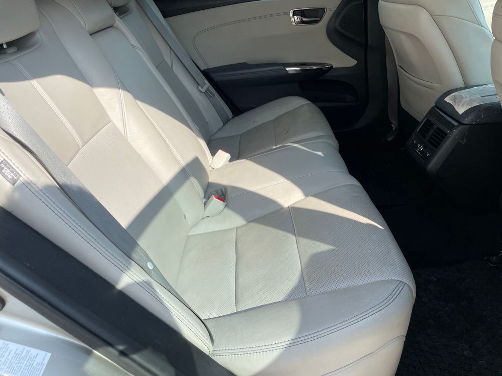 Used Car 2013 Toyota Avalon  Limited For Sale Under $15,000 In Georgetown, Texas
