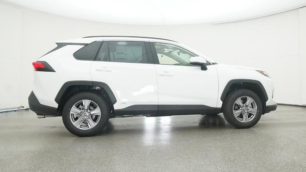 Thumbnail: 2025 Toyota RAV4 - 11