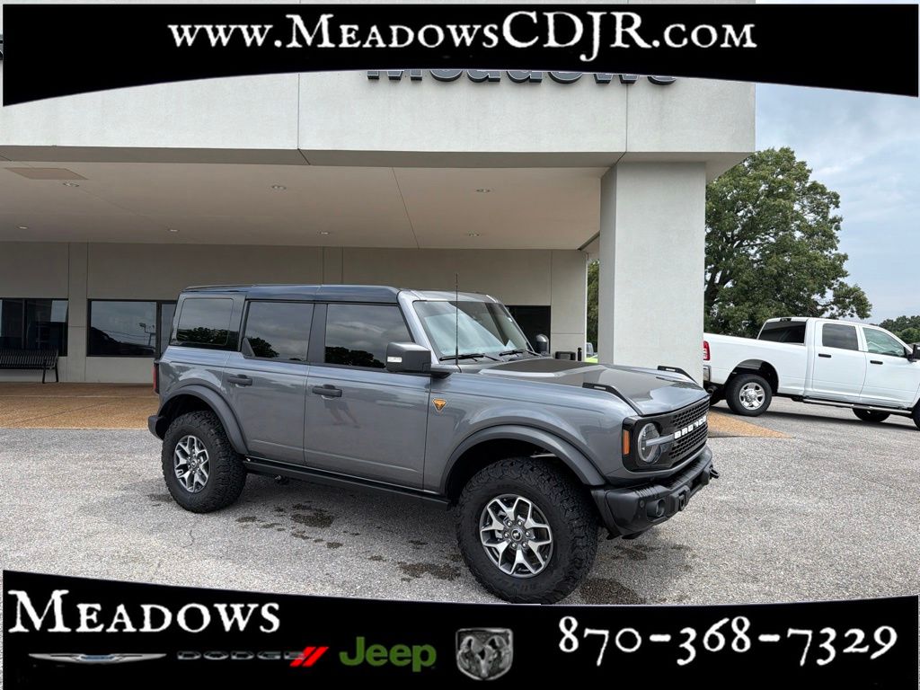 Carbonized Gray Metallic 2025 Ford Bronco SUV / Crossover Four-Wheel Drive Automatic