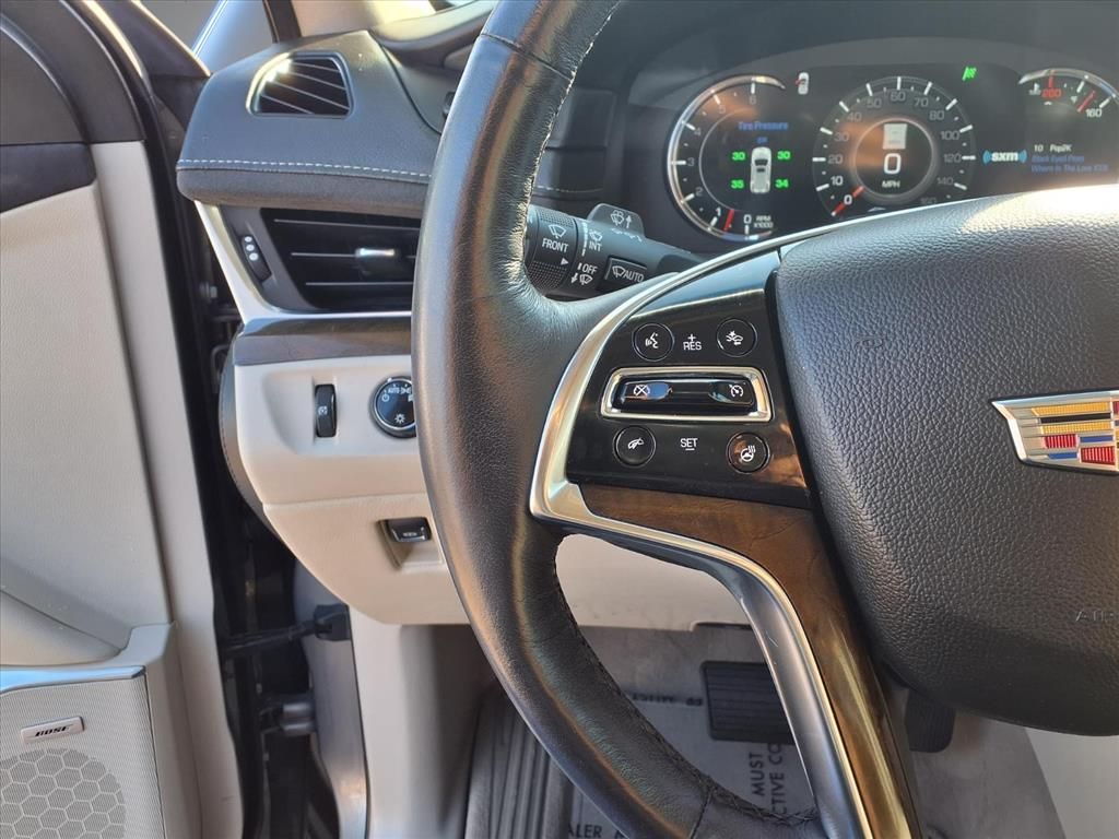 2019 Cadillac Escalade Premium Luxury - Photo 17