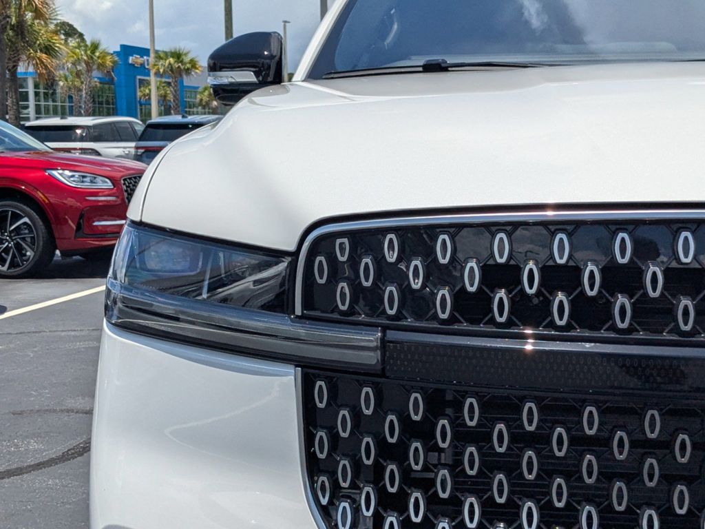 2025 Lincoln Navigator L Reserve