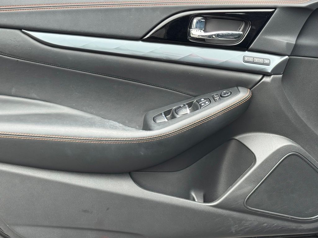 Used 2023 Nissan Maxima Sedan