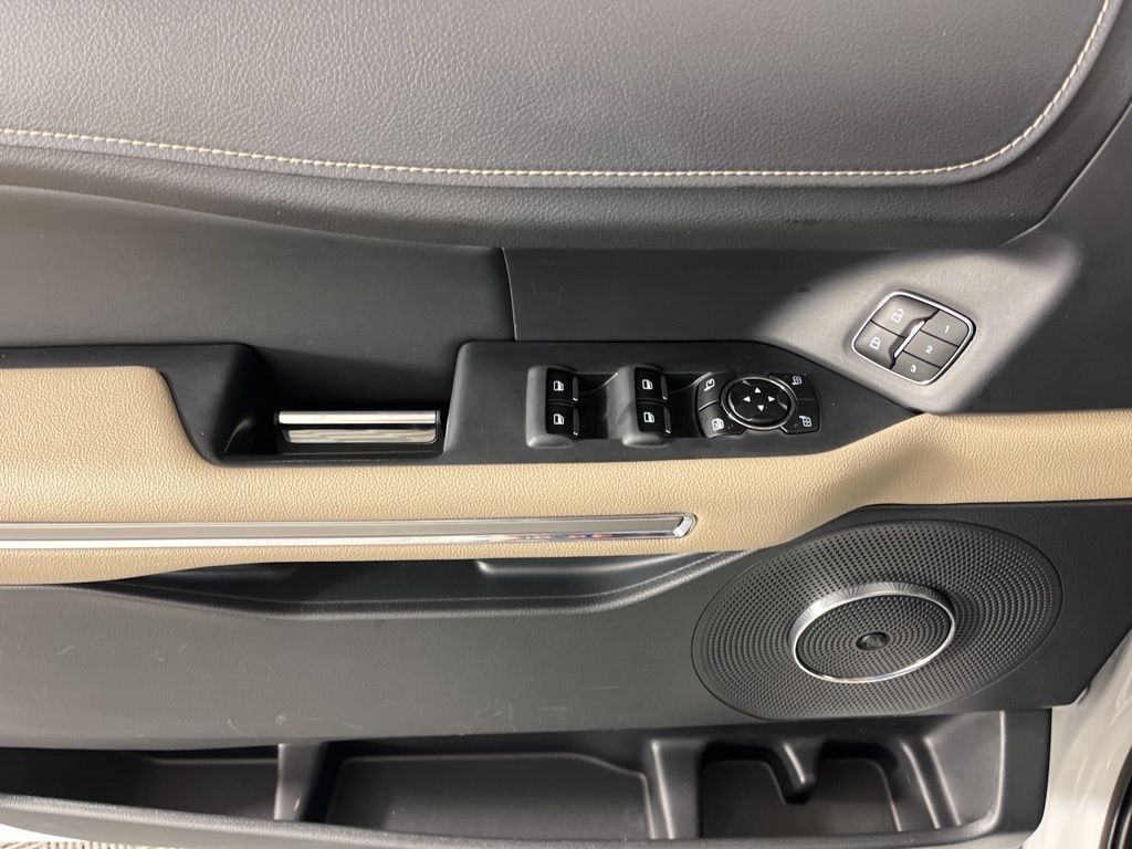 Thumbnail: 2023 Ford Expedition - 30