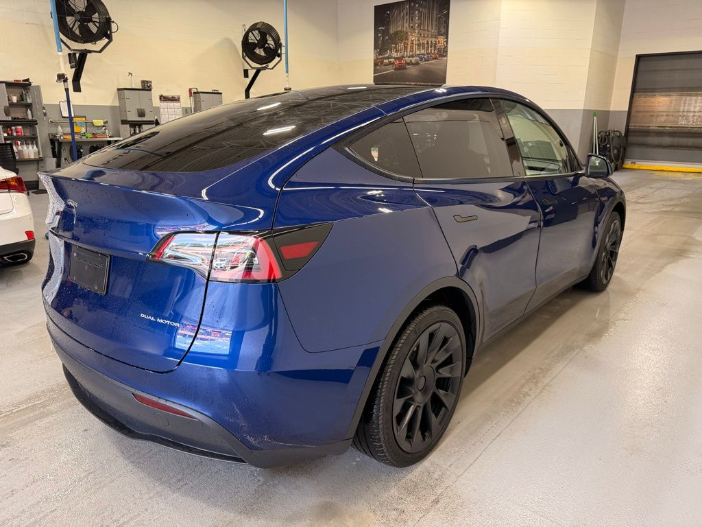 Thumbnail: 2023 Tesla Model Y - 6