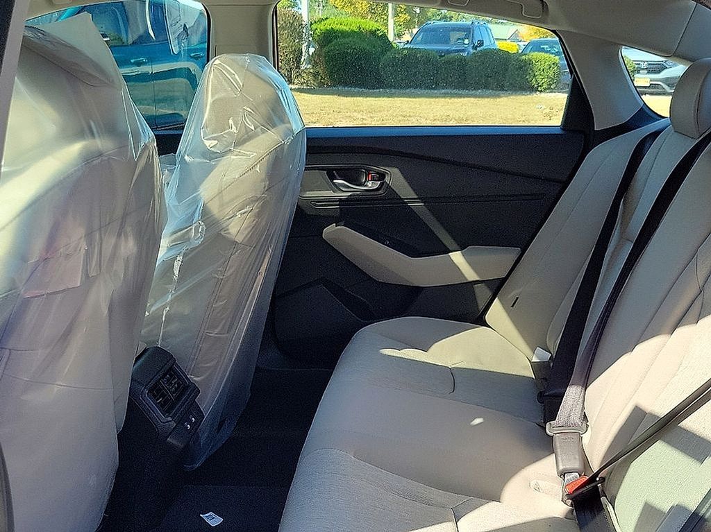 2025 Honda Accord SE 6
