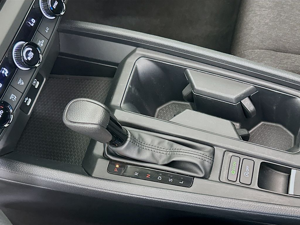 Thumbnail: 2024 Honda Accord - 16