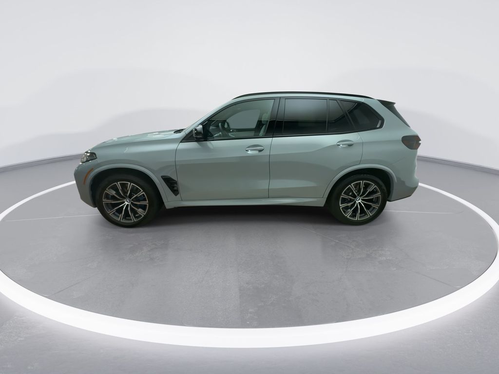 2025 BMW X5 M60i 5