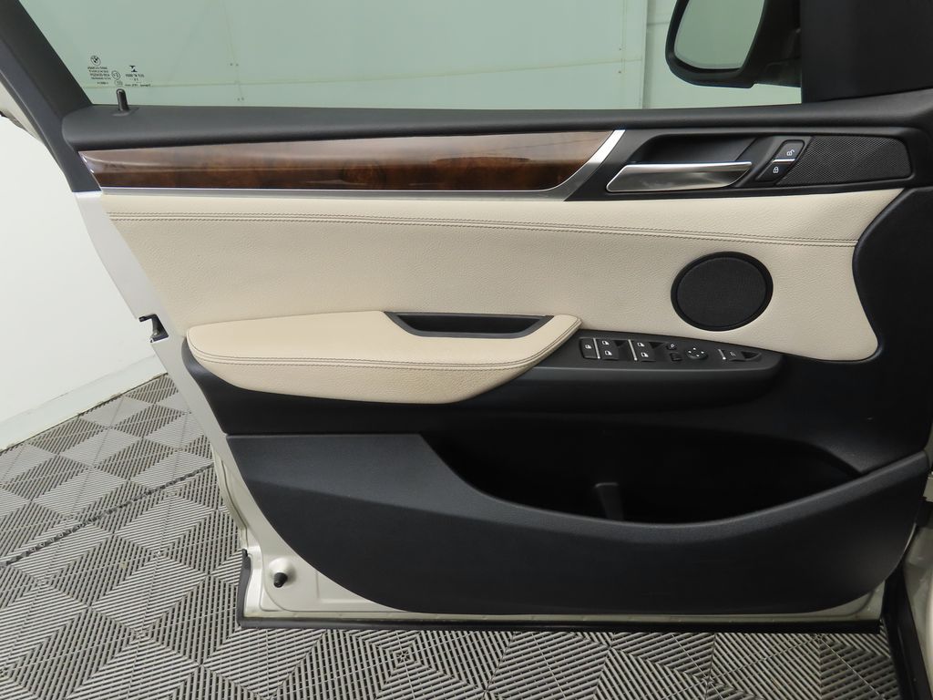 Thumbnail: 2016 BMW X3 - 24