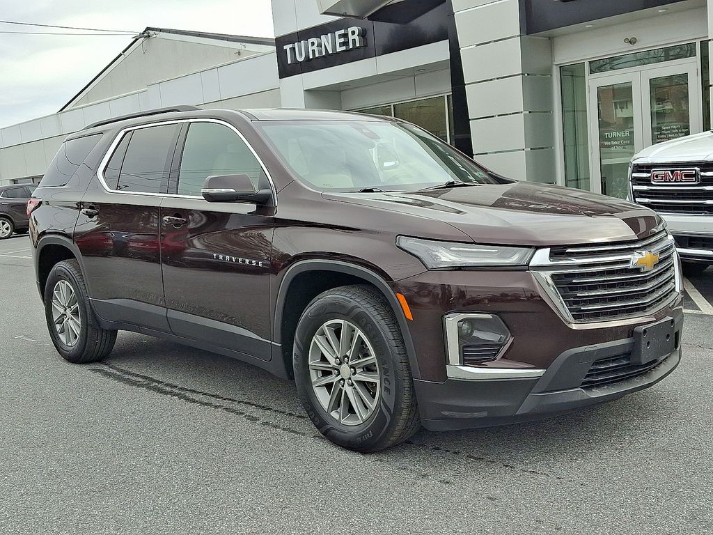 2023 Chevrolet Traverse LT Leather AWD