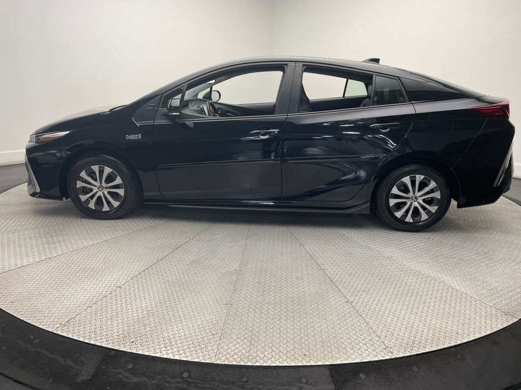 2022 Toyota Prius Prime XLE 8