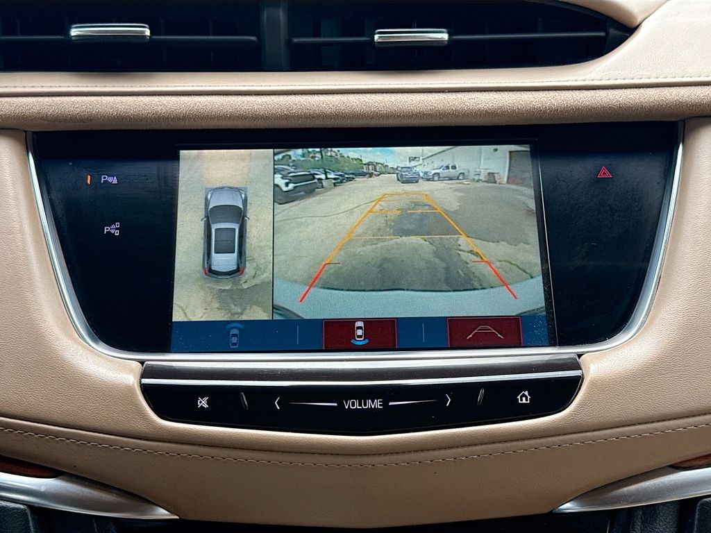 2019 Cadillac XT5 Platinum White at Bayway Cadillac of The Woodlands