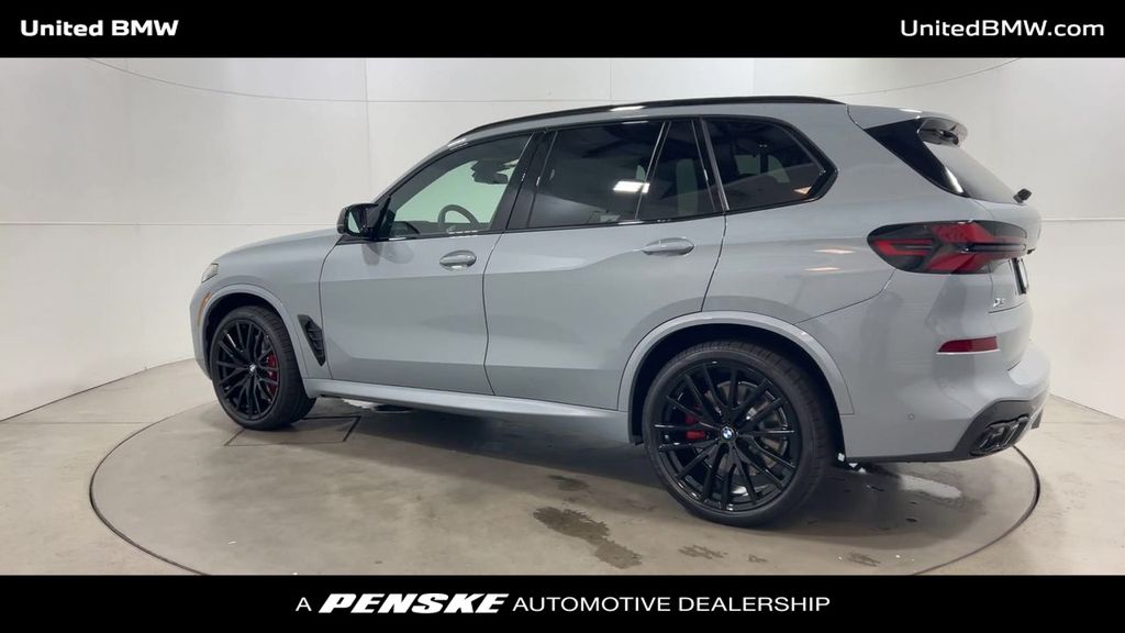 2025 BMW X5 M60i 6