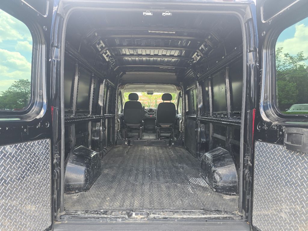 Used 2018 Black Ram High Roof image 11