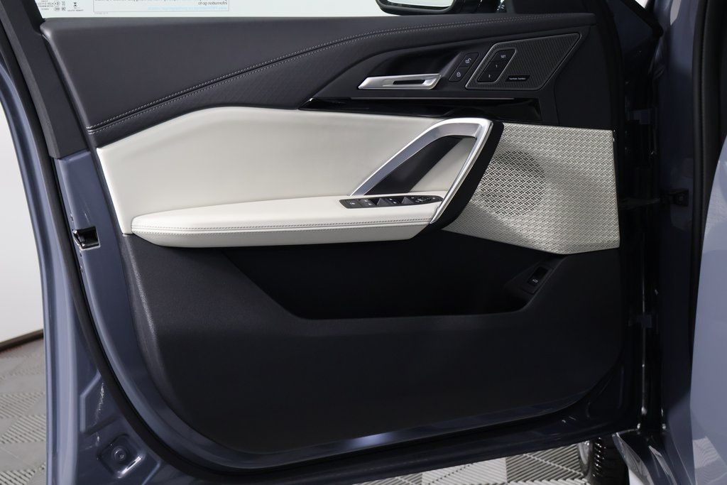 Thumbnail: 2026 BMW X2 - 7