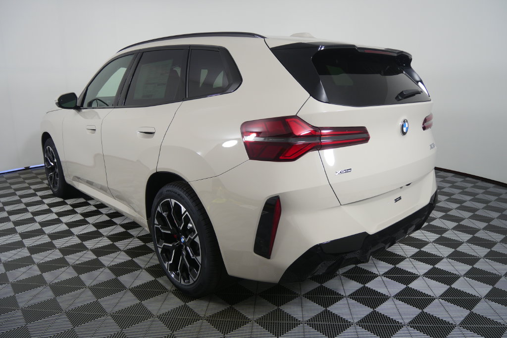 Thumbnail: 2026 BMW X3 - 3