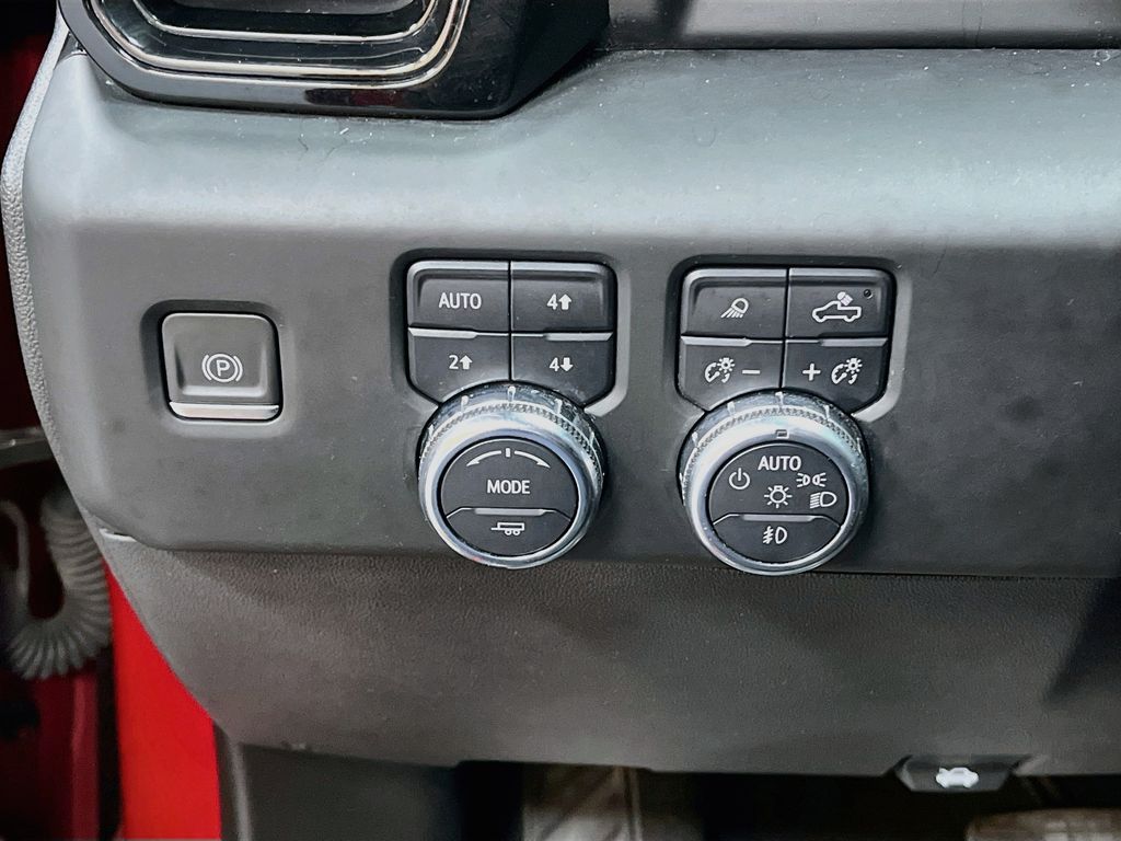 Used 2022 Cayenne Red Tintcoat GMC AT4 image 10