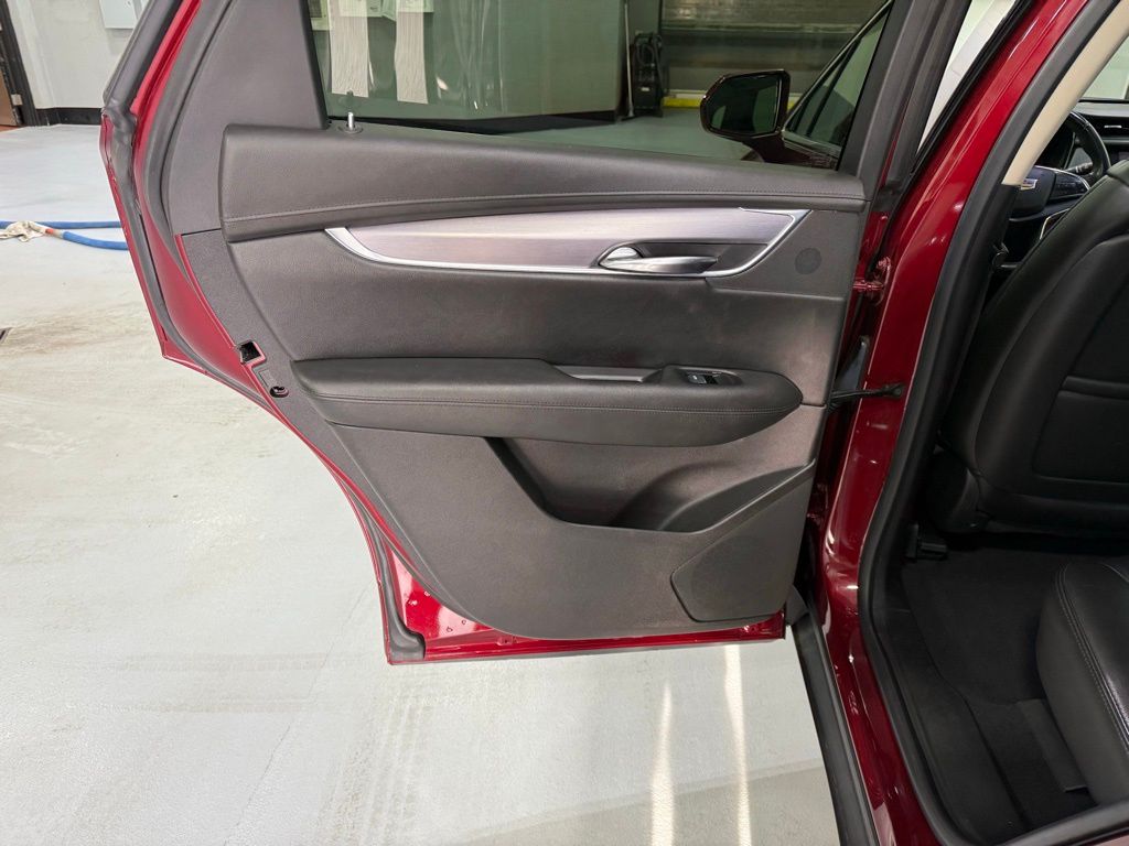 2017 Cadillac XT5 Luxury 20