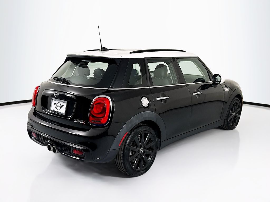 Thumbnail: 2019 MINI Cooper - 5