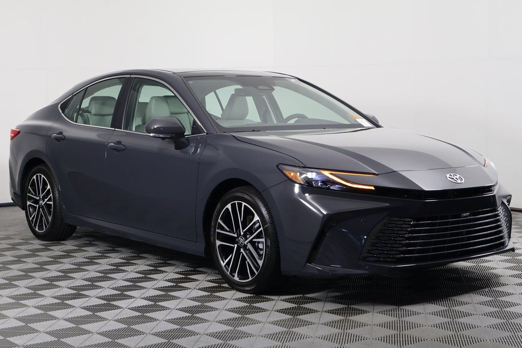 Thumbnail: 2025 Toyota Camry - 3