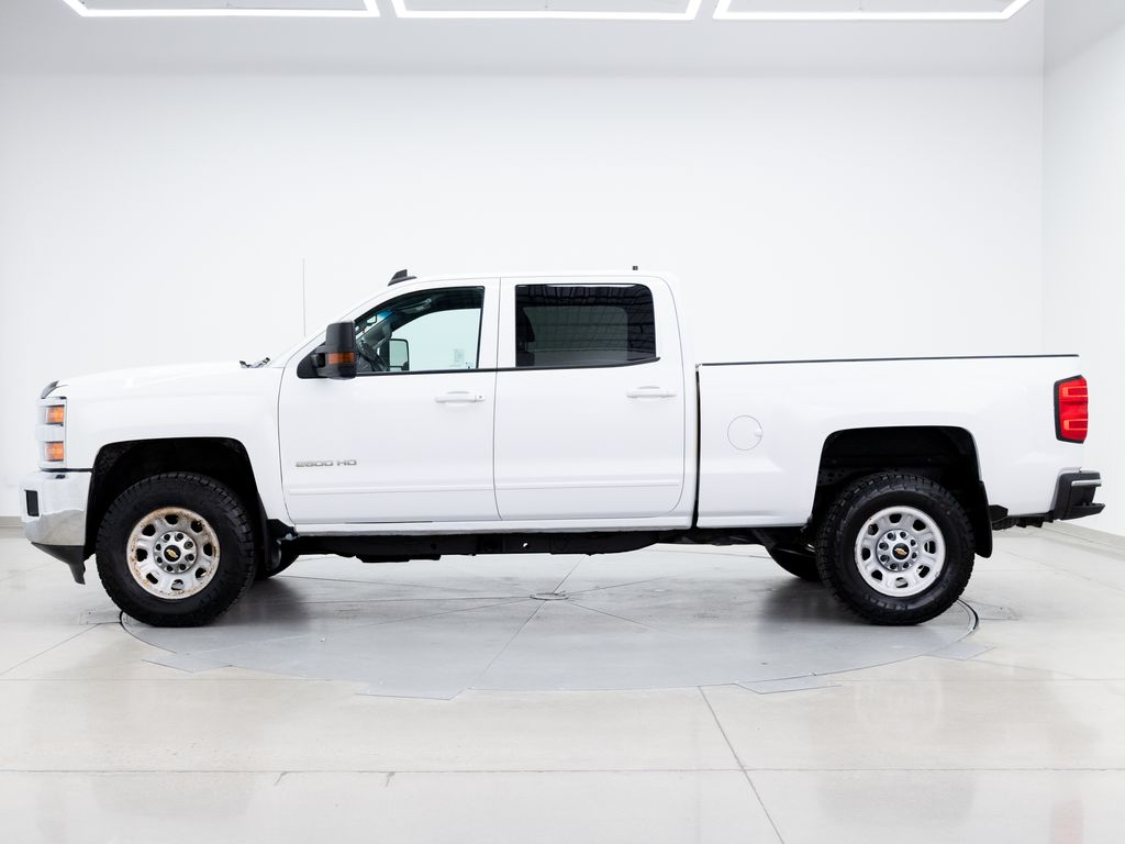 2019 White Chevrolet Silverado 2500HD LT 4X4 Truck