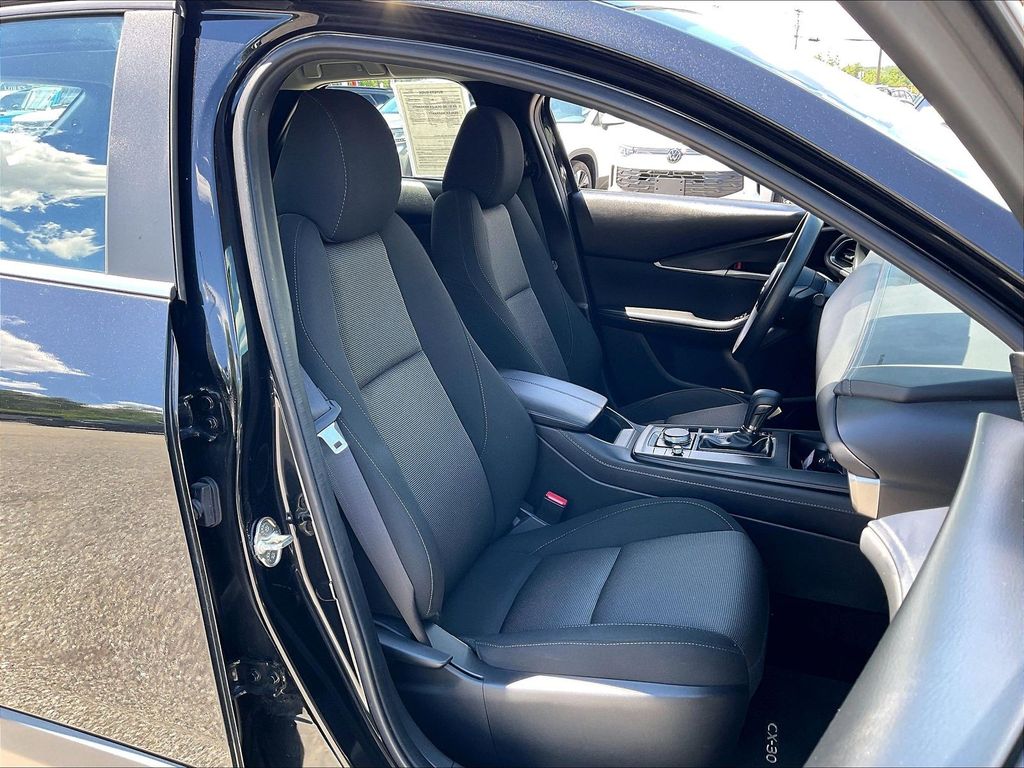 2024 Mazda CX-30 — photo 10