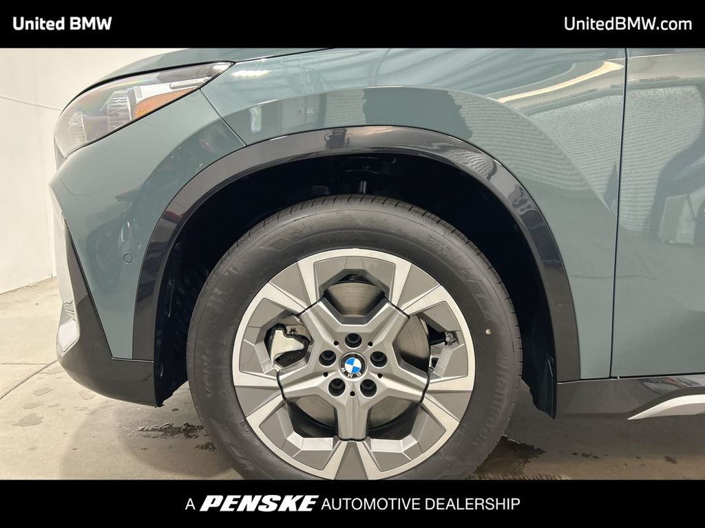 Thumbnail: 2025 BMW X1 - 10