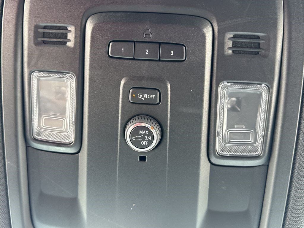 Used 2024 Chevrolet Suburban SUV