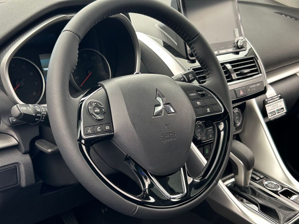 New 2026 Blue Metallic Mitsubishi SE image 42