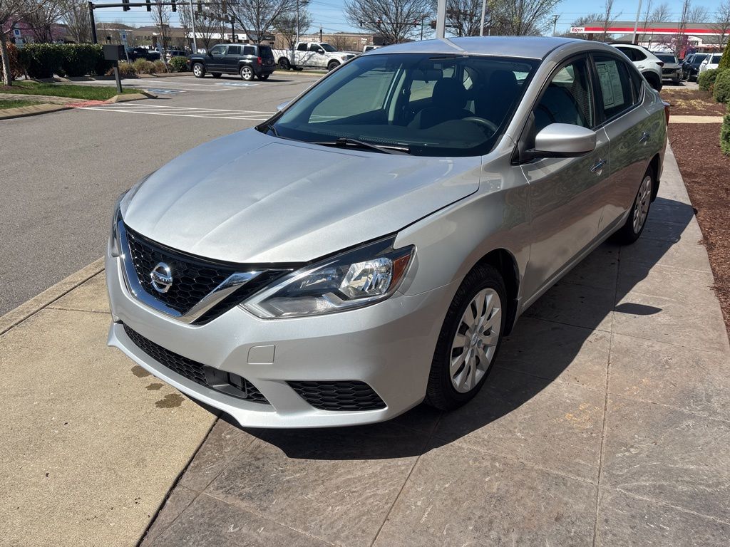 Used 2019 Silver Nissan S image 8