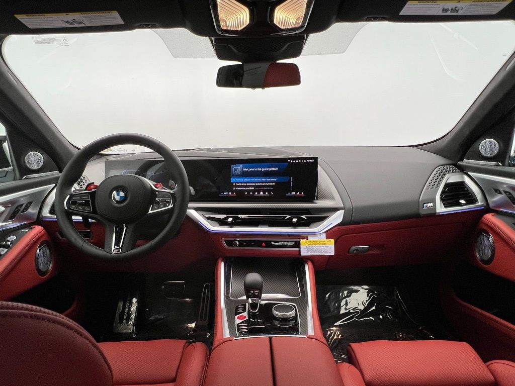 2025 BMW XM  13
