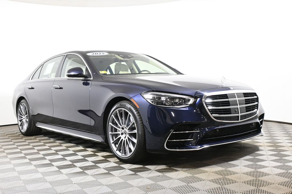Thumbnail: 2025 Mercedes-Benz S-Class - 9