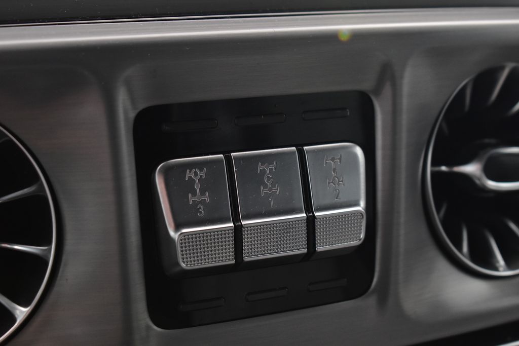 Thumbnail: 2022 Mercedes-Benz G-Class - 24