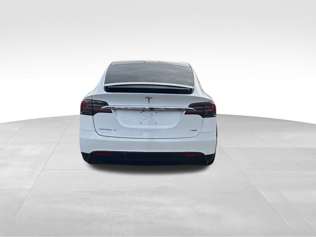 2017 Tesla Model X 75D 9