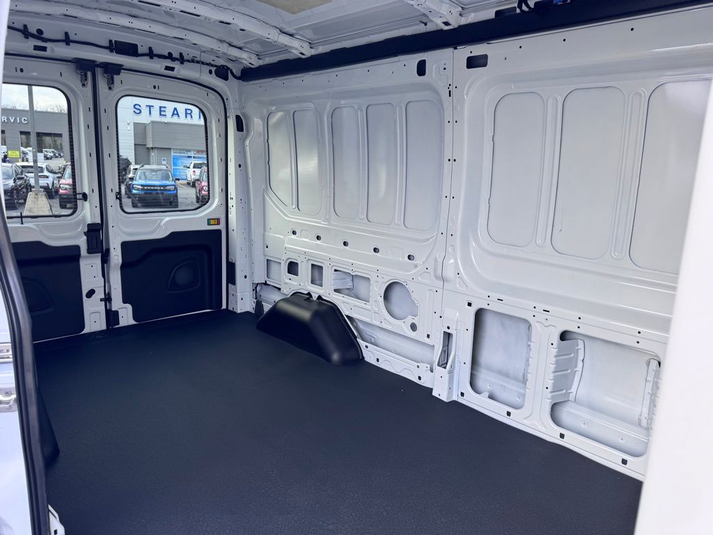 FordTransit-25024