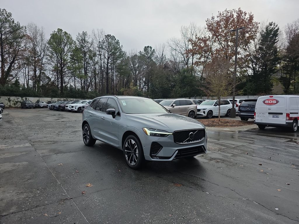 2026 Volvo XC60 B5 Plus AWD