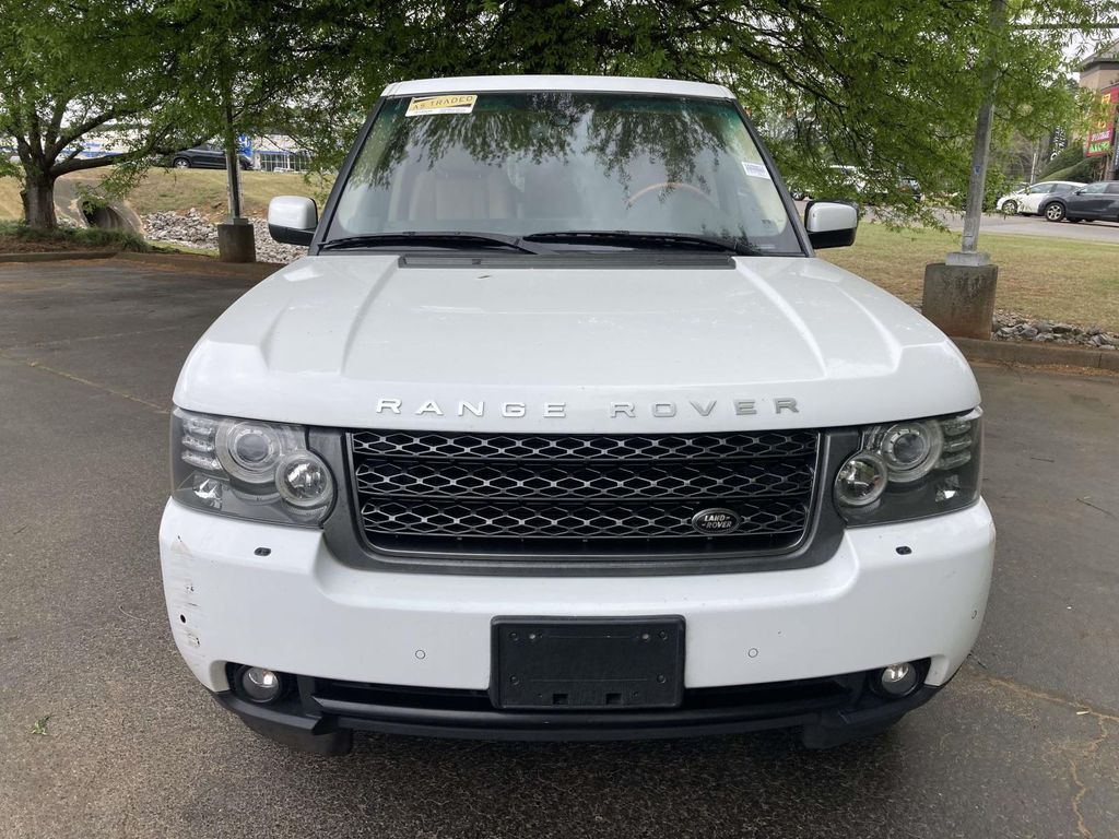 Used 2011 White Land Rover HSE image 6