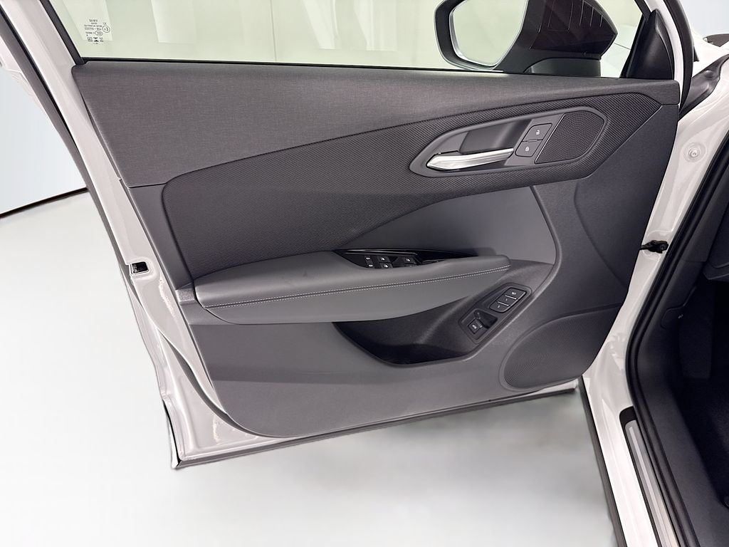 Thumbnail: 2026 Audi Q3 - 25